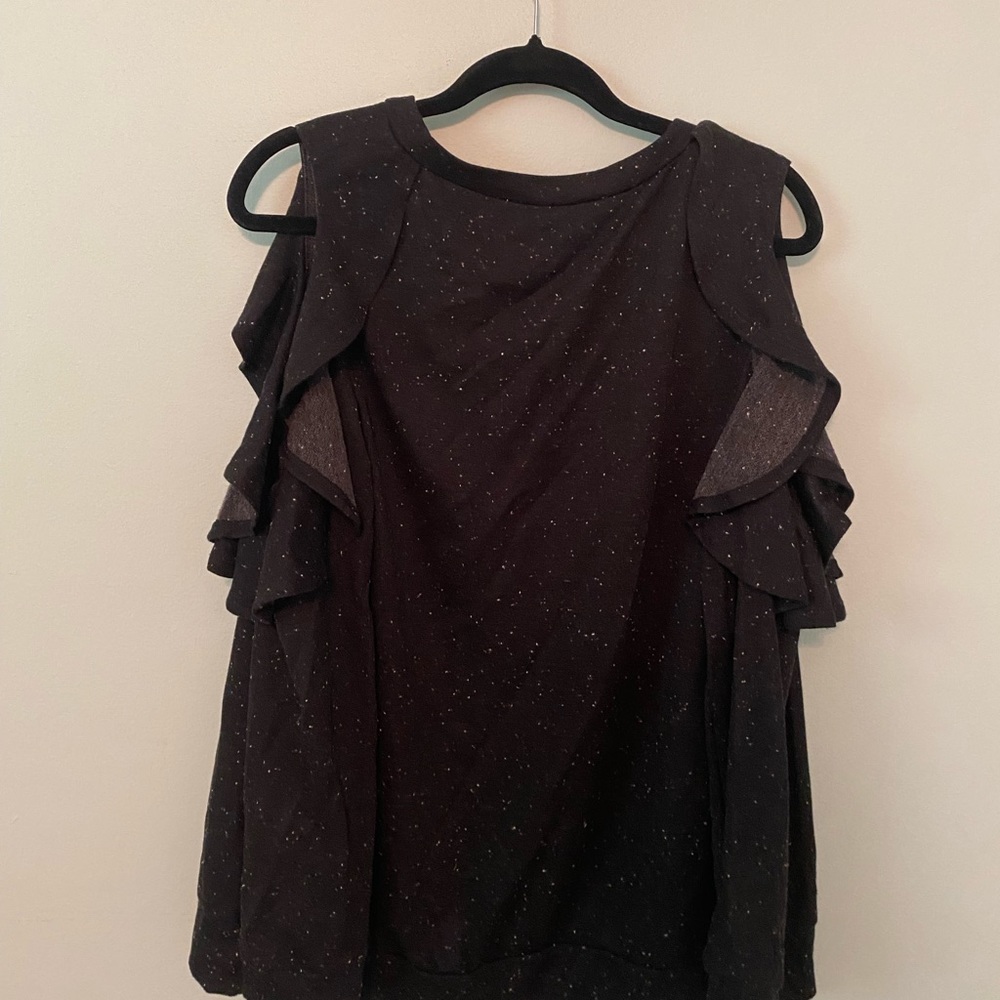 Open shoulder ruffle maternity sweater - Picture 6 of 7